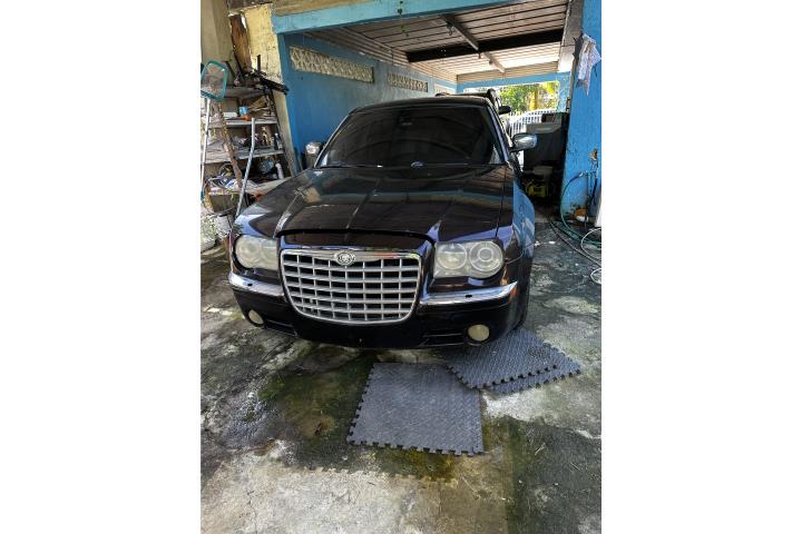 chrysler 300C 2005 motor hemi 5.7L v8