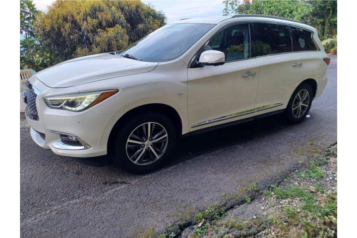 Preciosa Infiniti QX60 2017 poco millaje en $