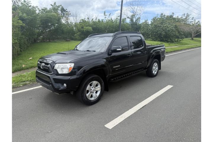 toyota tacoma 2014 millas 111 mil