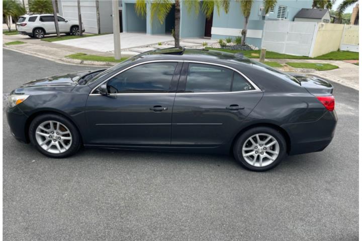 Se vende Malibú LT 2014 en buenas condicione.