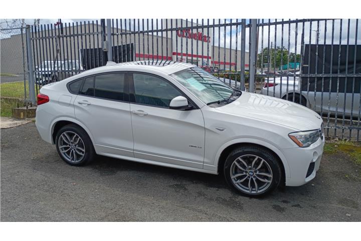 X4 M pkg 2016 60k clean car fax