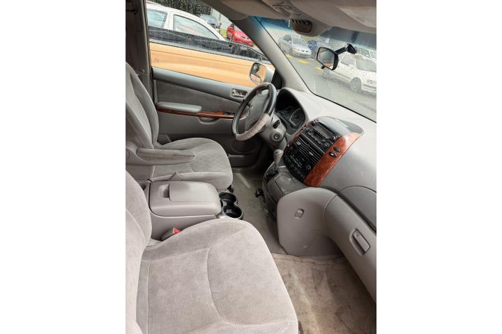 Sienna XLE 2004- 226125 Millje 5k OMO