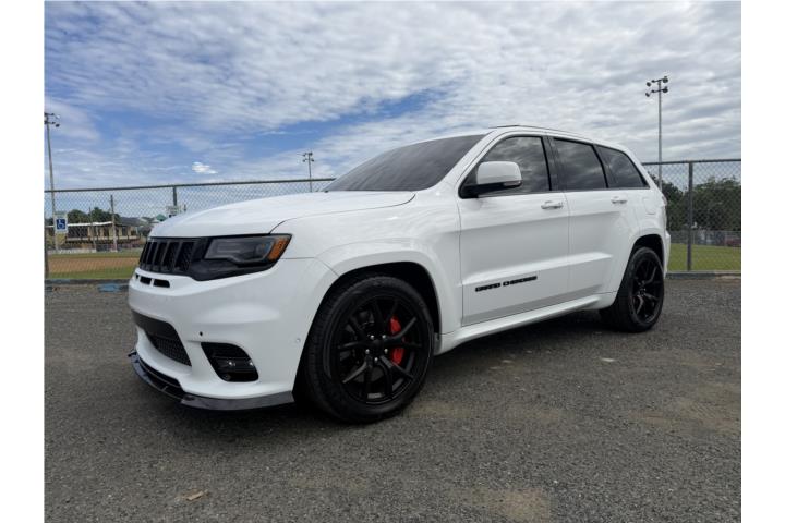Jeep Grand Cherokee SRT