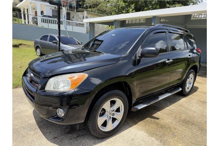 Toyota Rav4 2011 $10,000 208mil millas