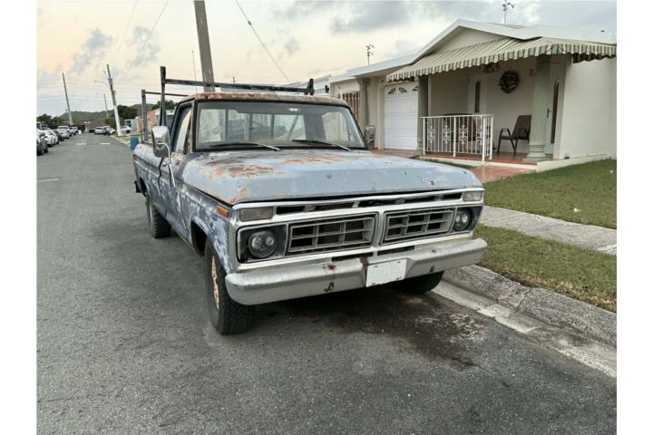 Ford Costum, standard, cabina sencilla, $1800