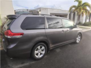 Toyota Puerto Rico Sienna 2012 LE 