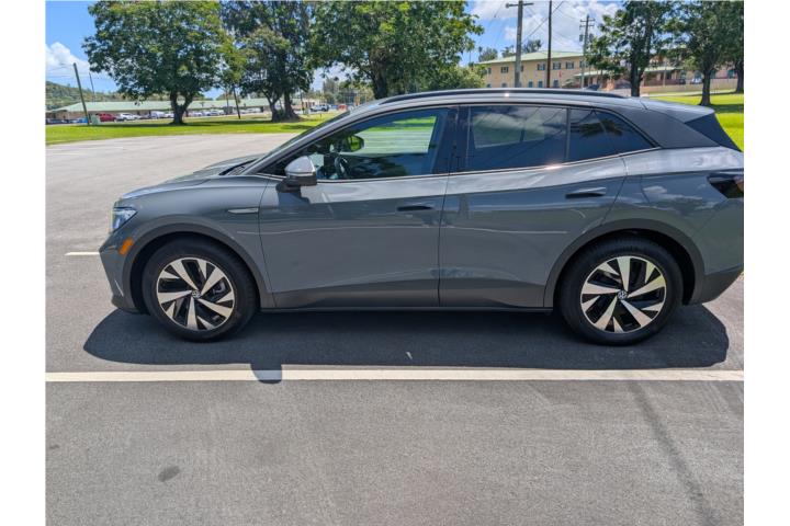 Volkswagen ID.4 2023 EV (fully electric)