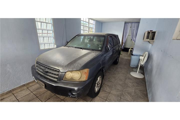 Toyota Highlander 2001 $1,000