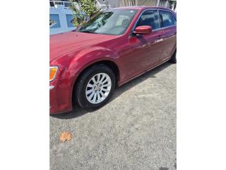 Chrysler c 300 2014 poco millaje, 6cilindros, Chrysler Puerto Rico