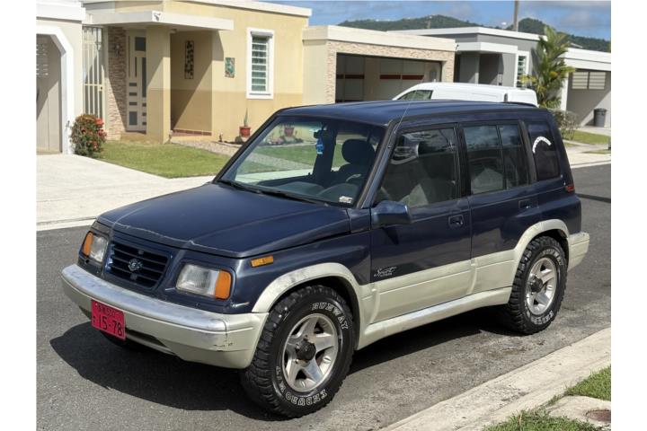 Suzuki vitara sidekick 4x4