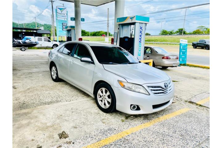Toyota camry 2011