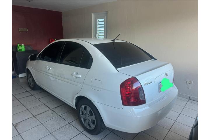 Hyundai Brío