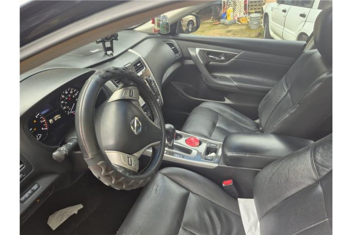Nissan Altima SL 2013 $7000 OMO.