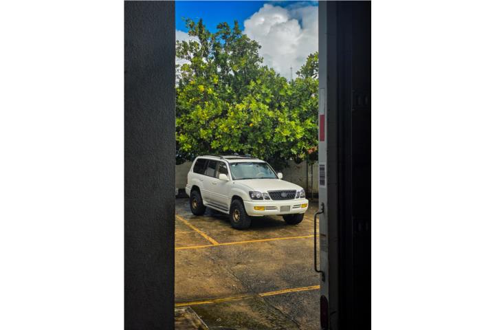 Lexus LX470 1998
