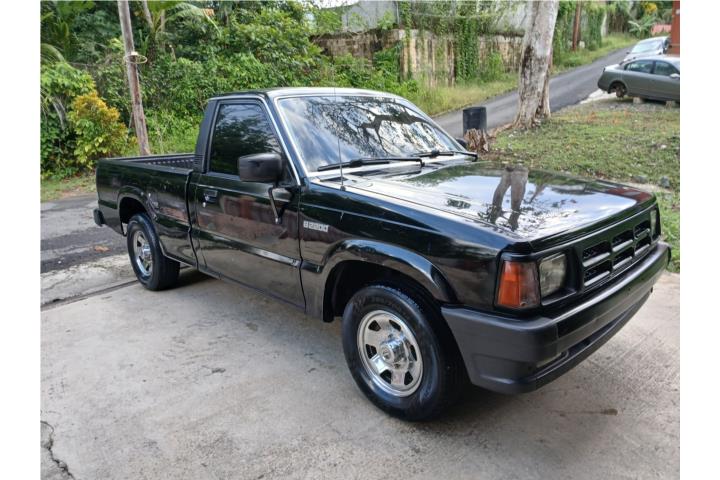Linda Mazda B2200 En Buen Estado
