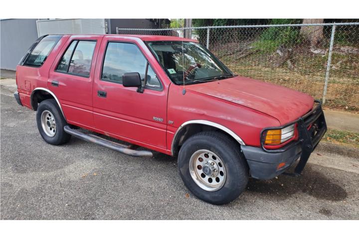 Isuzu Rodeo 1993,V6