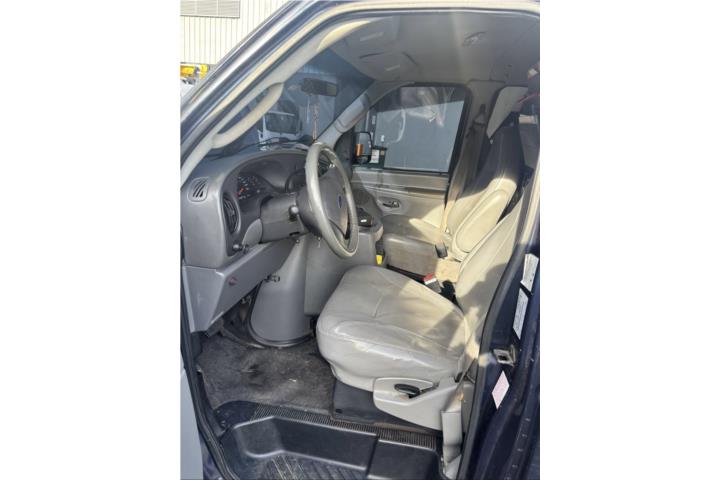 Ford van f-150 ECONOLINE 2004