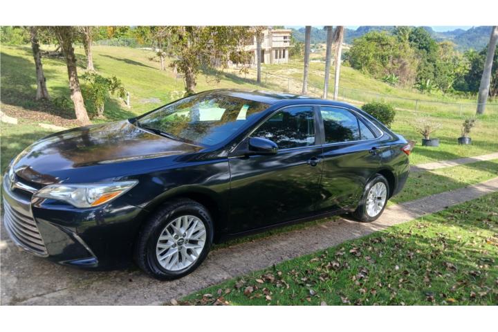 Toyota Camry LE 2017 4 cilindros