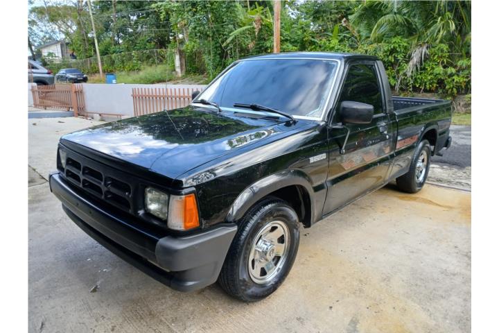 Mazda B2200 En Buen Estado Y Precio