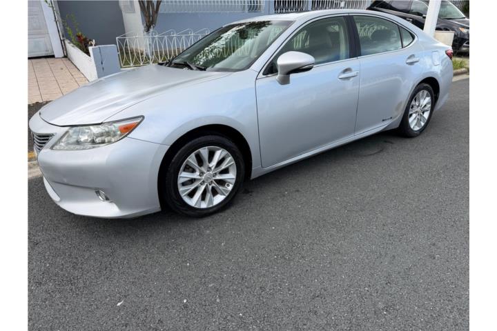 LEXUS ES 300 HYBRID CON 125 MIL MILLAS