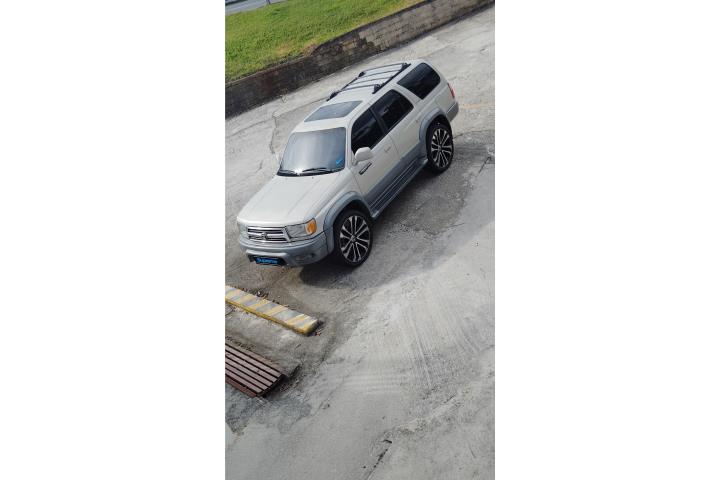 4RONNER 2001 LIMITED