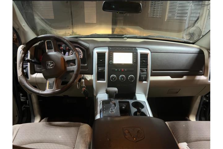 Dodge Ram 2011 5.7 $ 8,700 OMO