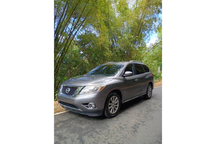 NISSAN PATHANDER 2015
