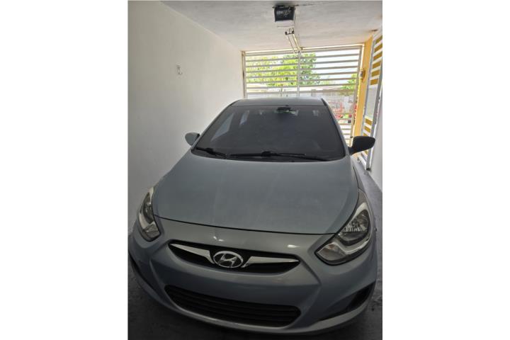 2012 Hyunday Accent Sedan