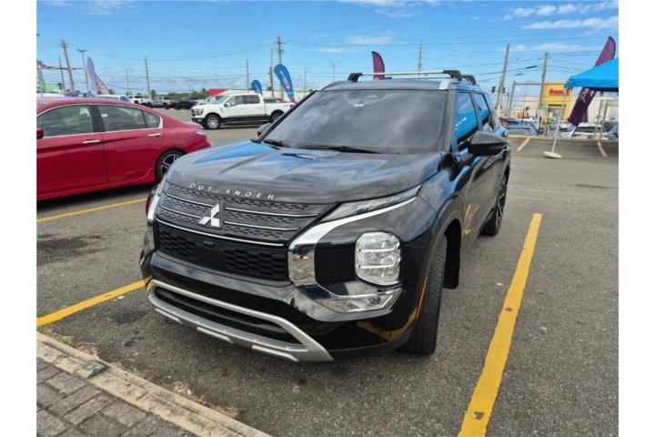 2023 Mitsubishi Outlander SE