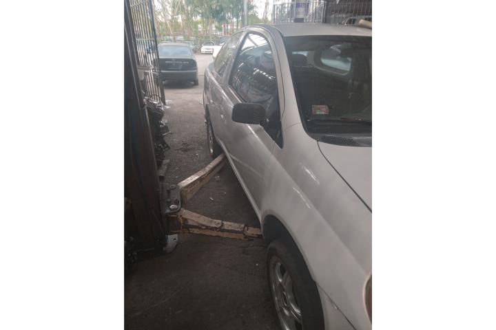 Echo Toyota Echo 2001 Automatica Millas 90000 Caguas