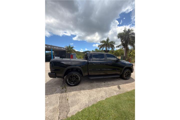2024 Ram Rebel GT Black-top edition