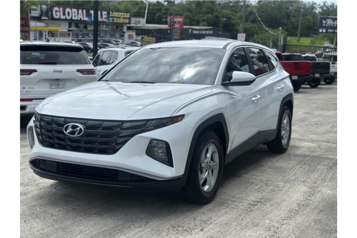 2024 HYUNDAI TUCSON SE