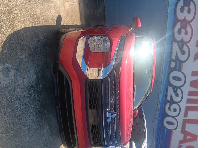Mitsubishi Outlander 2024 - Roja - ¡Excelente