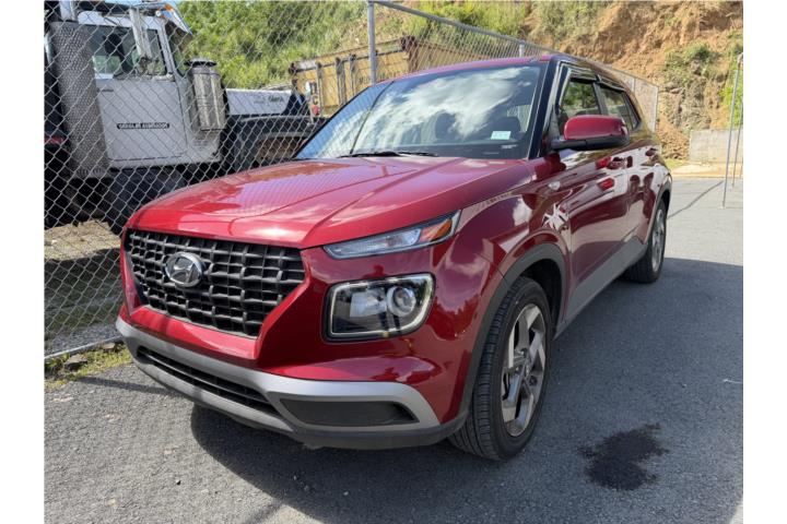 HYUNDAI VENUE 2024 UNIDAD EXTRA CLEAN