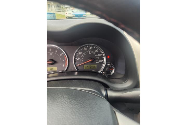 Corolla 2013 aut aire poco millage