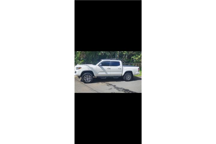 VENDO CUENTA TACOMA 2021 LIMITED 4X4 SUN ROOF