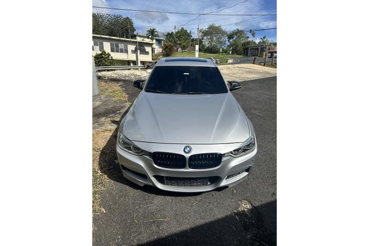 BMW 2017 330i estándar gris