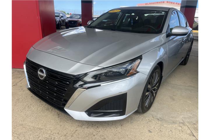Nissan Altima SR 2023