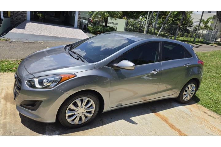 Hyundai elantra gt 2017
