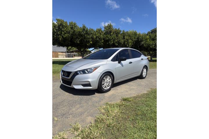 Nissan Versa 2020