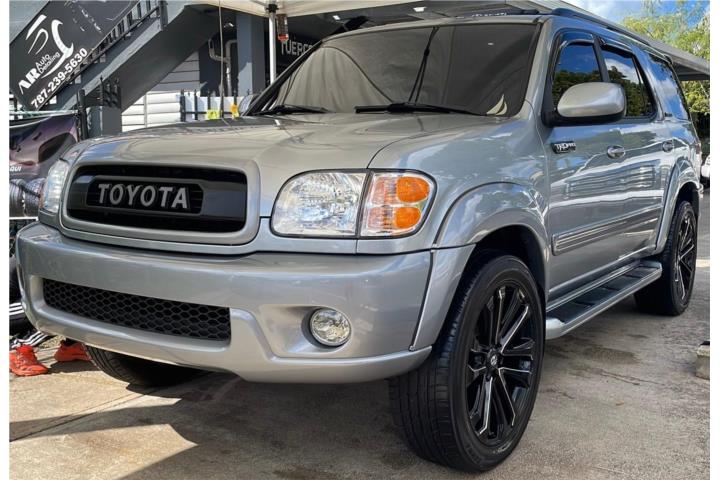 Toyota Sequoia v8 4x4