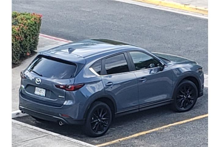 2023 Mazda CX-5 Solo 13k milas