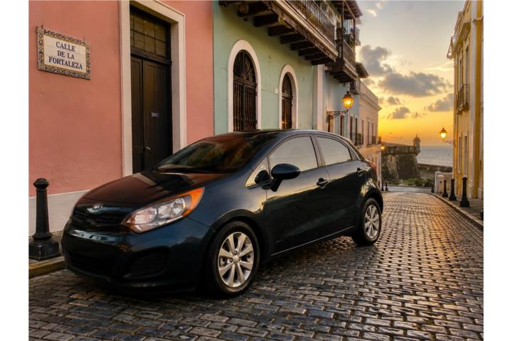 Kia Río Quinto 2015 automático 4 cilindros ec
