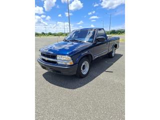 Chevy S10 2000. A/C. 4cyl standard. 70,900 mi, Chevrolet Puerto Rico