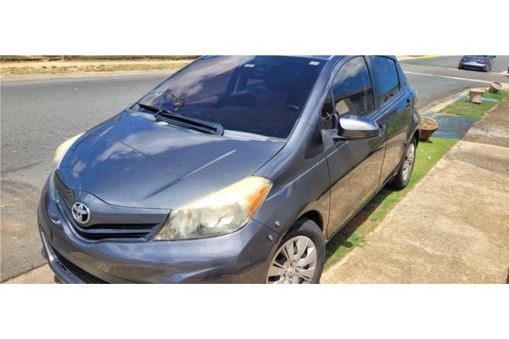 YARIS AUT 2014 5 PUERTAS