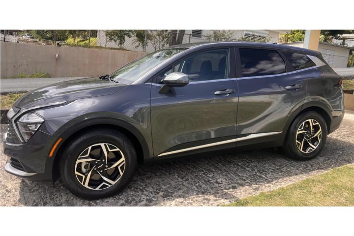 2023 KIA Sportage LX - $22,995 - Poco Millaje