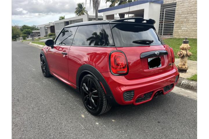 2018 Mini Cooper JCW standard