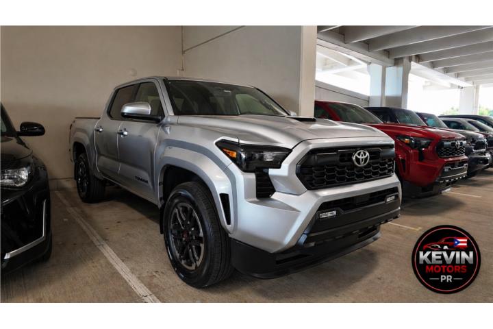 Toyota Tacoma Off-road 4x4 2024