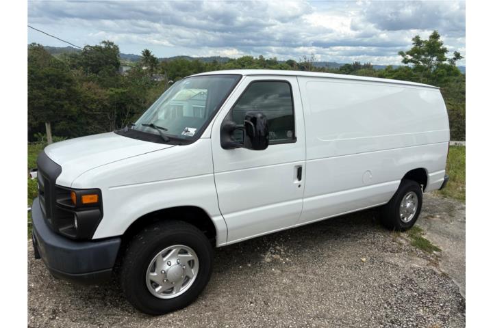 FORD E-250 SUPER DUTY 2013