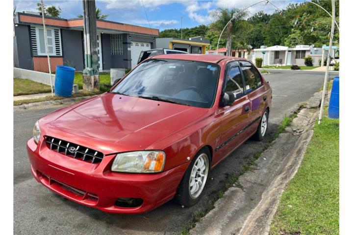 Carro Brio 2010